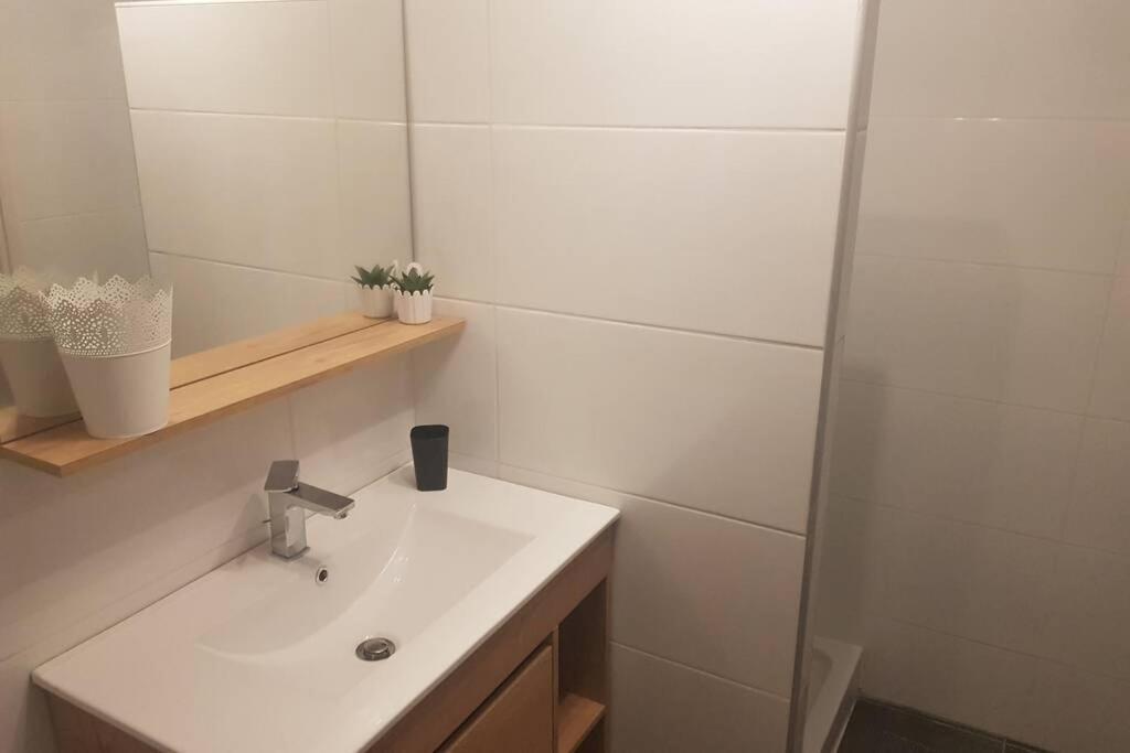 Petite Maison Au Calme Apartment Macey  Bagian luar foto