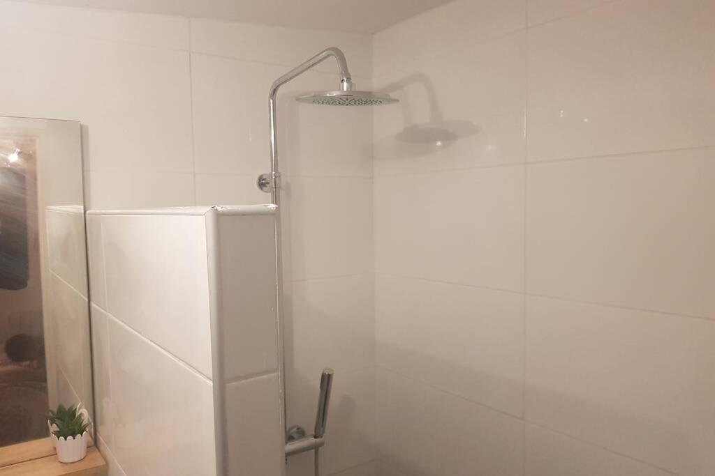 Petite Maison Au Calme Apartment Macey  Bagian luar foto